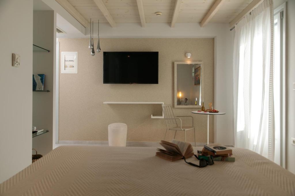 Iria Beach Art Hotel - Habitación Doble Con Vista Al Mar