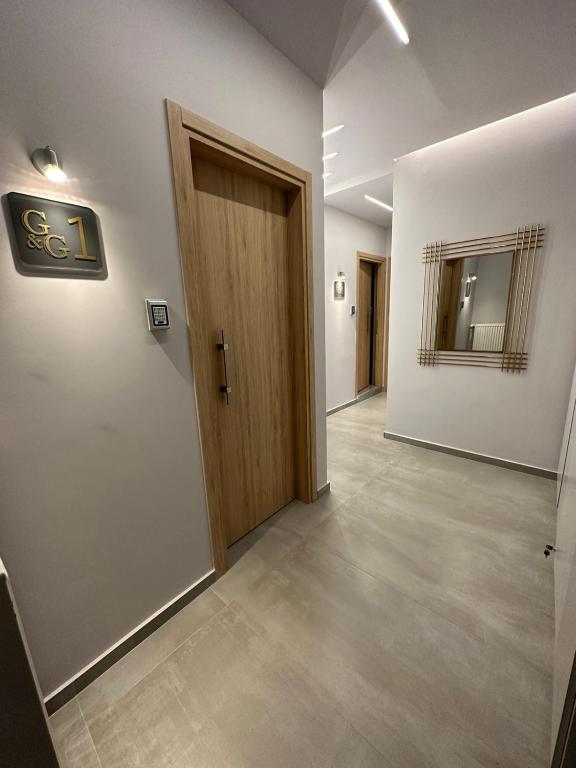 Meteora Gold and Glass - 14