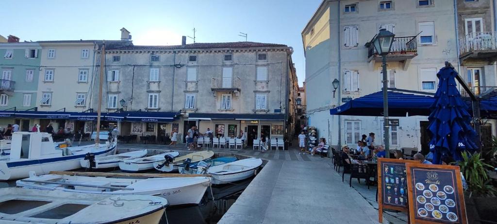 Imagen de la galería de Ilir Apartman, en Cres