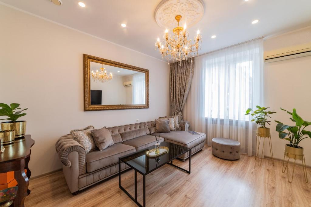 Posezení v ubytování E. D. Angel Wing Apartment