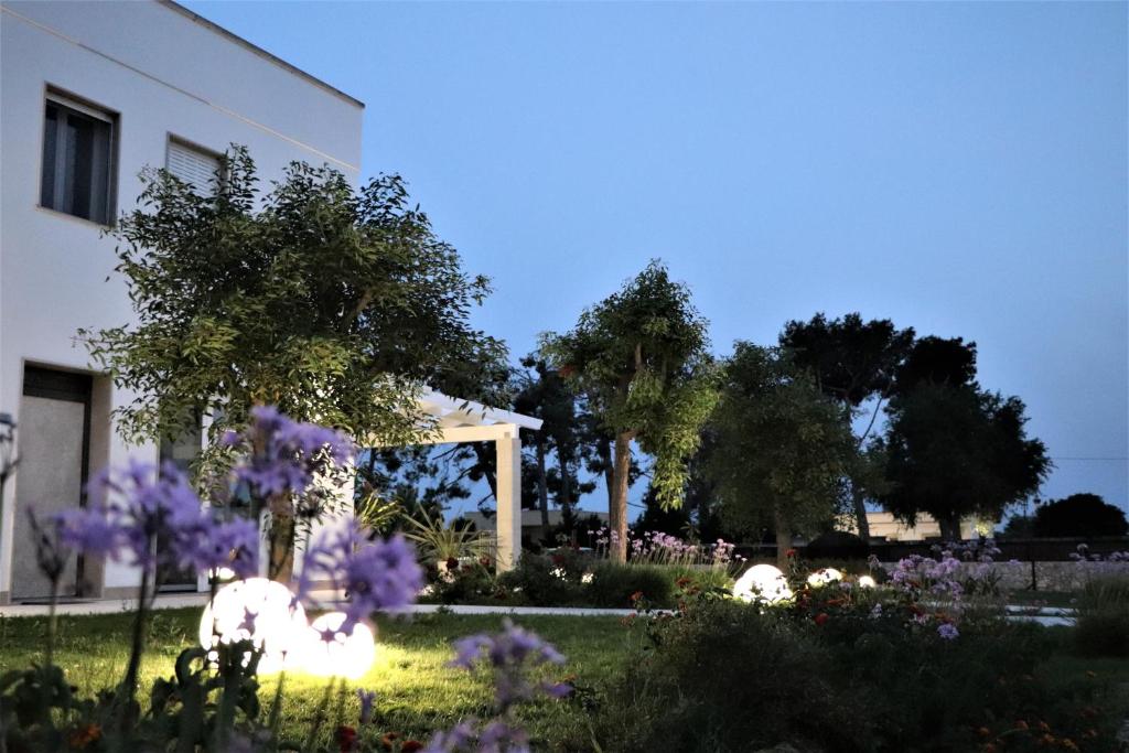 Vonkajšia záhrada v ubytovaní Verde Blu Vacanze B&B
