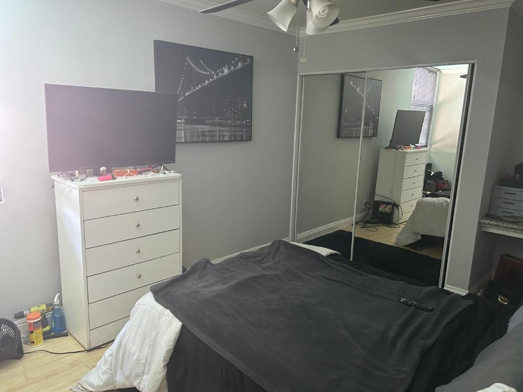 Ένα ή περισσότερα κρεβάτια σε δωμάτιο στο Private bedroom