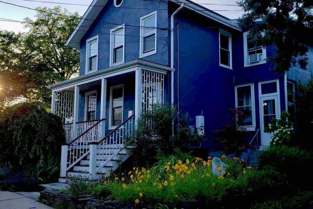 Cute historic Nyack Colonial with outdoor space, Nyack (updated prices