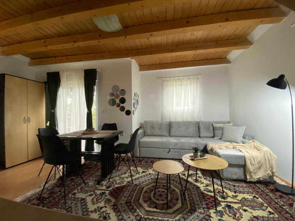 Bosnian STILLNESS, Visoko (updated prices 2024)