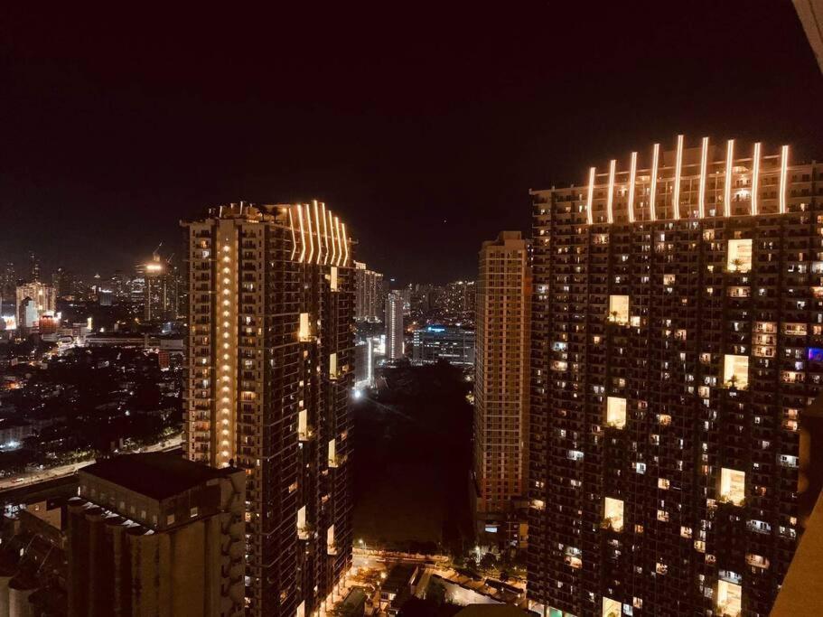 Lovely 2BR Condo near Uptown BGC, Manila (updated prices 2024)
