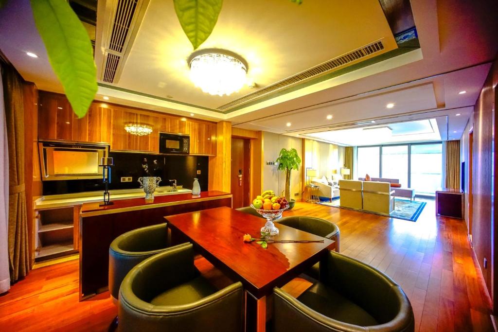 Kuchyň nebo kuchyňský kout v ubytování Sentosa Hotel Apartment Taoyuan Branch