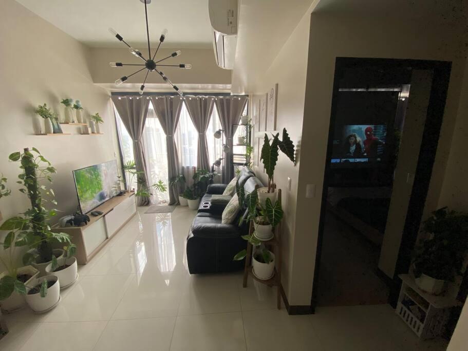1BR McKinley Condo Skyline View w/ Parking, Manila Updated 2023 Prices