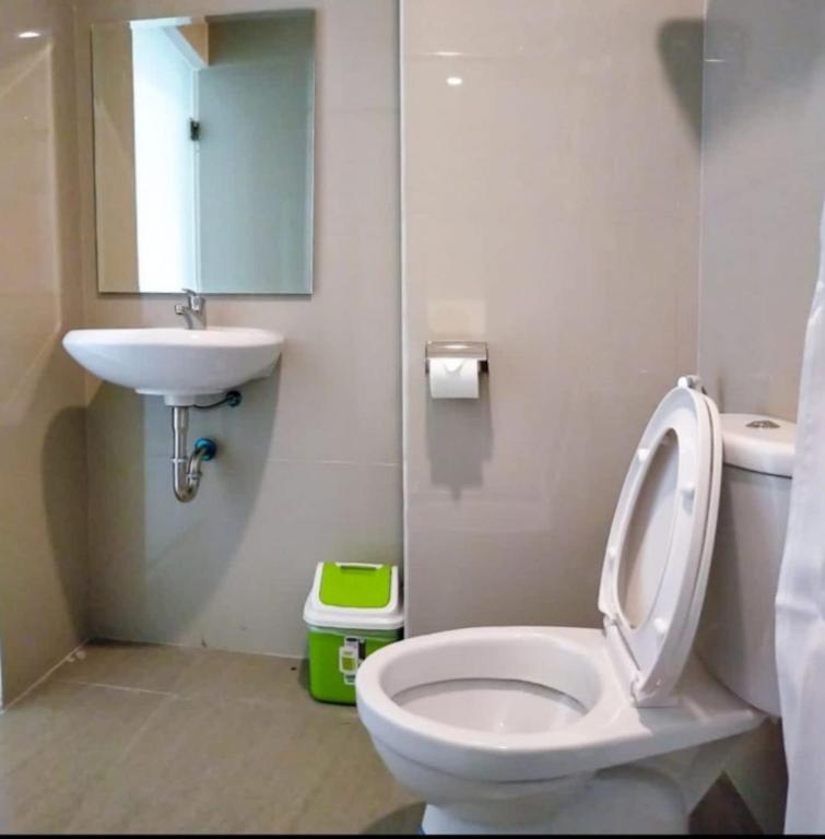 Cendana CoLiving Solo Baru - Queen Room
