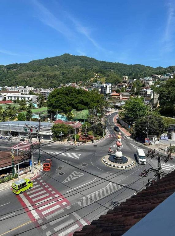 The Brown Boutique Patong - Resim 6