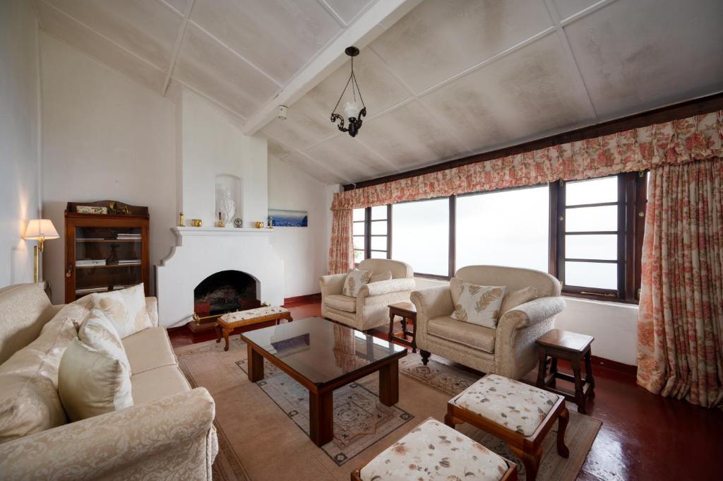Kelburne Estate - Two-Bedroom Cottage With Mountain View