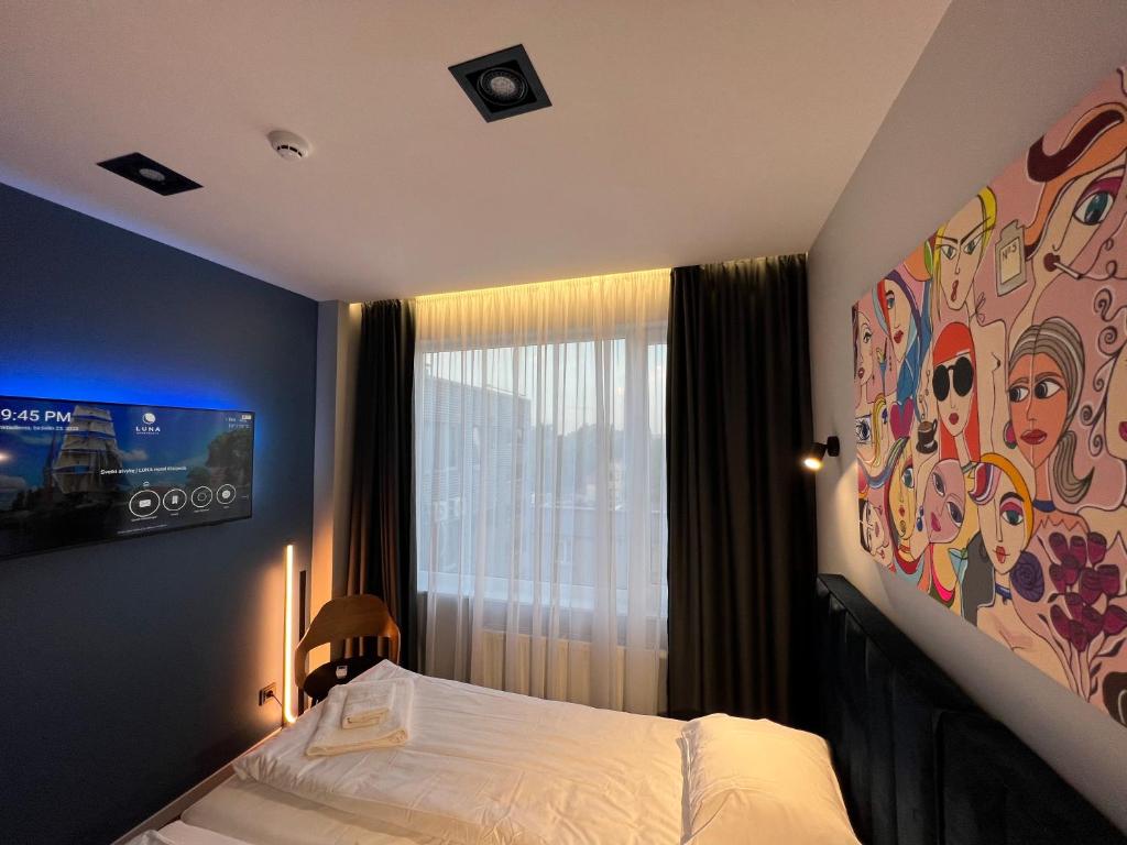 Luna Self Check-in Hotel Klaipeda - Quadruple Room With Shower