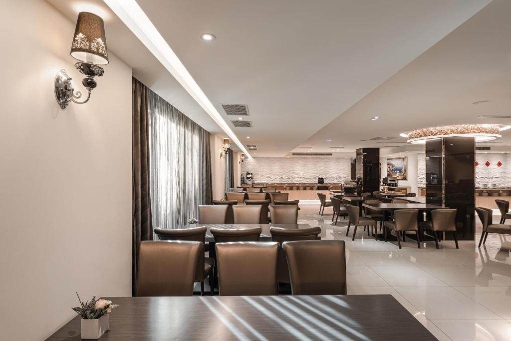 Posezení v ubytování Hotel Yoshi