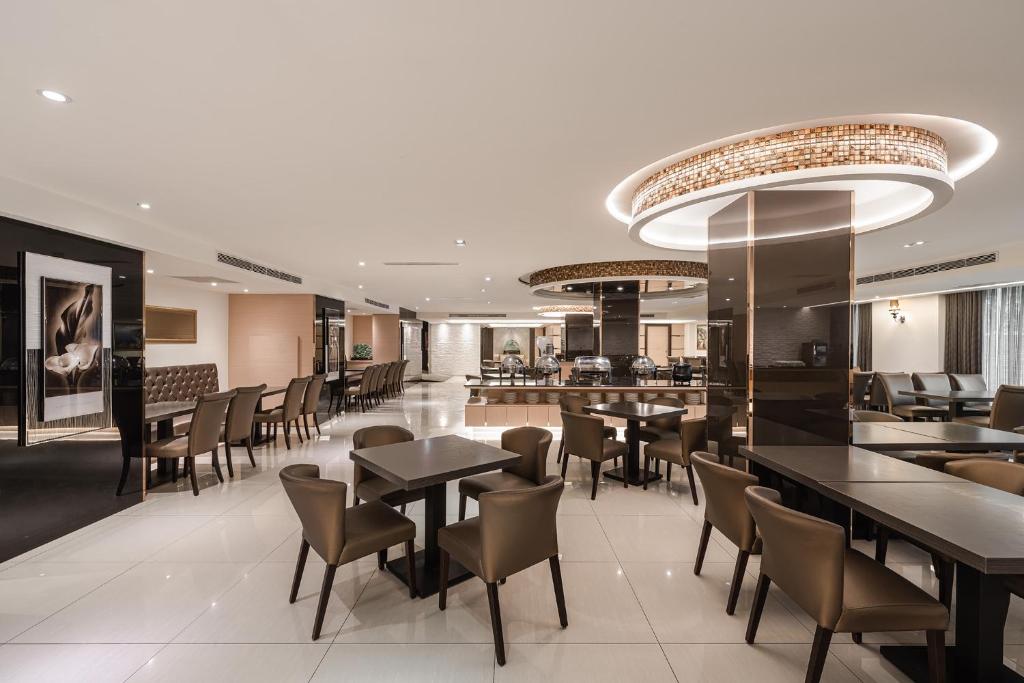 Restaurace v ubytování Hotel Yoshi