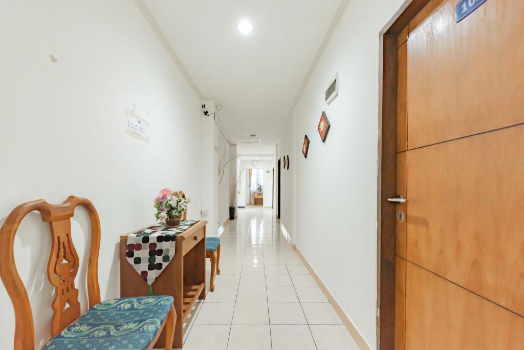 Fotografie z fotogalerie ubytování RedDoorz Syariah near Taman Bekapai 2 v destinaci Klandasan Kecil