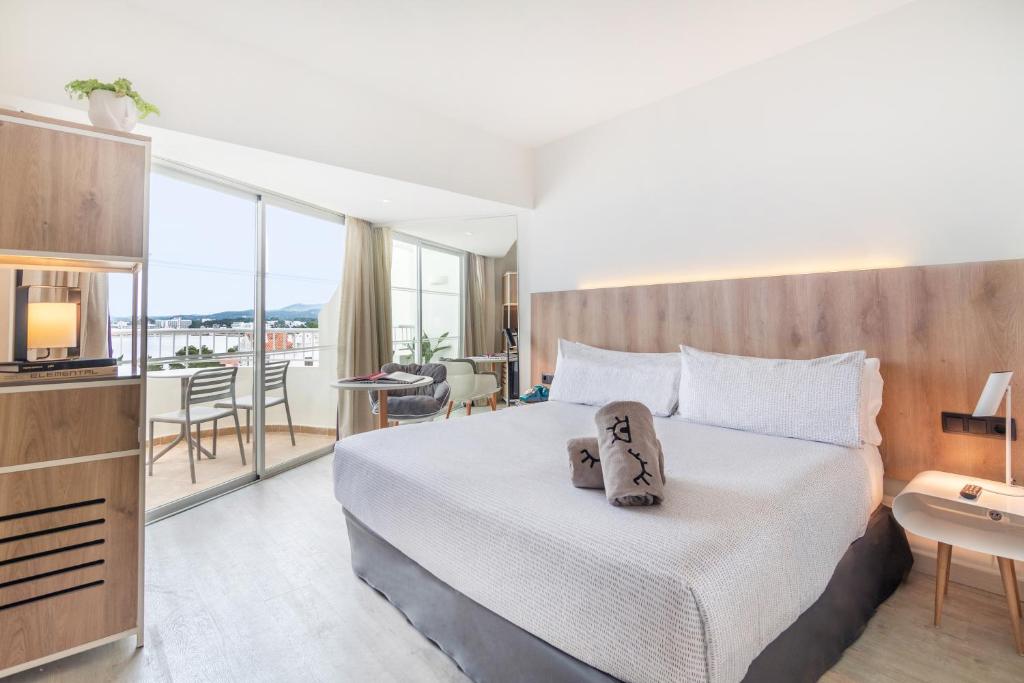 INNSiDE by Meliá Ibiza Beach, San Antonio Bay – Updated 2023 ...