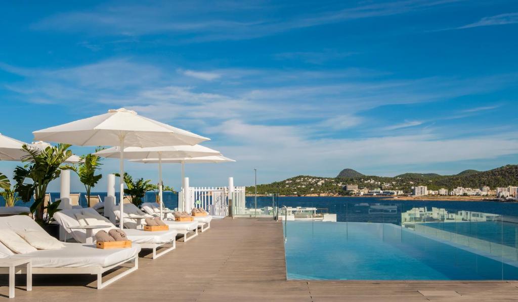 INNSiDE by Meliá Ibiza Beach, Bahía de San Antonio – Precios ...