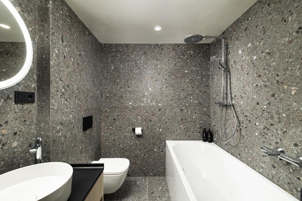 Vannituba majutusasutuses Hotel GIN Budapest