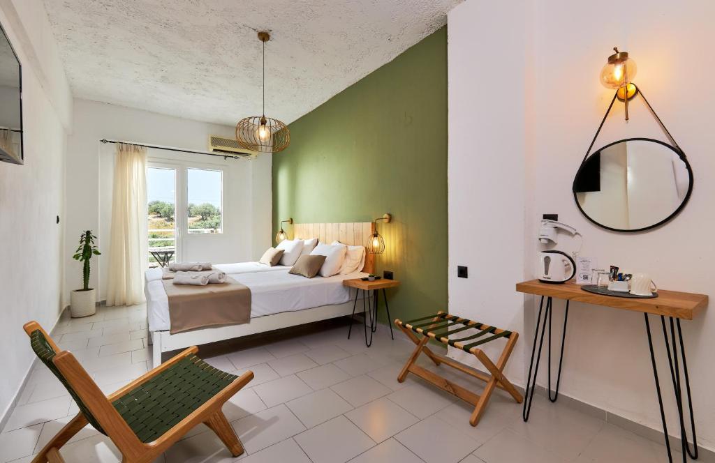 Postel nebo postele na pokoji v ubytování Charm Hotel, Hersonissos