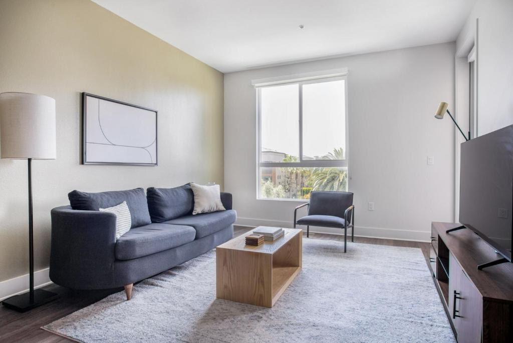 Posezení v ubytování Playa Vista 1br w pool gym lounge wd nr 405 LAX-1026