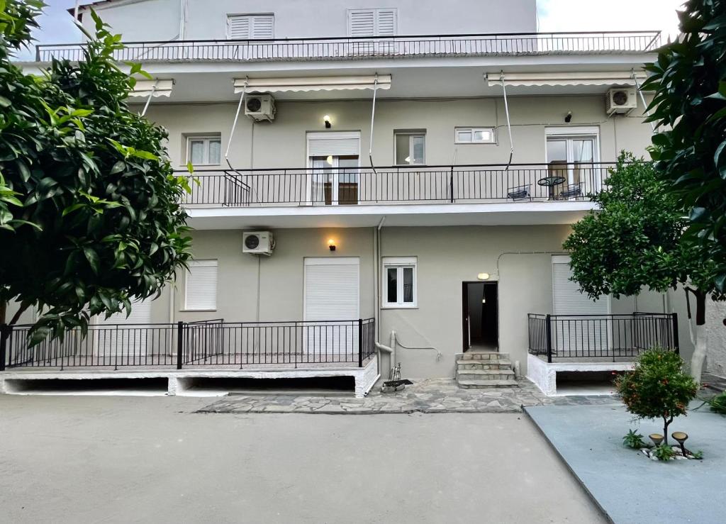 Budova, kde se aparthotel nachází