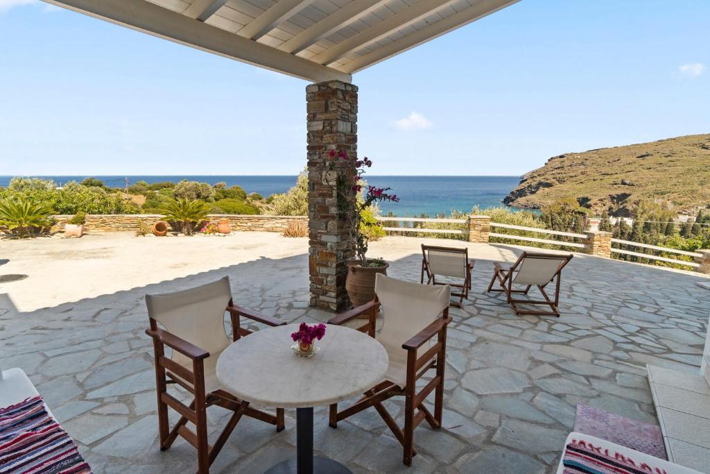 Seaside & Modern Flats by Explore Andros - Twee Slaapkamers Appartement