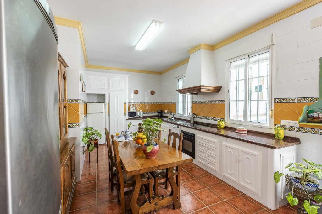 Kuchyň nebo kuchyňský kout v ubytování Casa Rural Berraquero