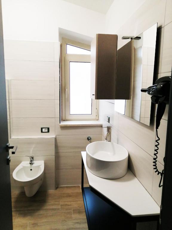 Koupelna v ubytování HOTEL HOUSE GARGANO