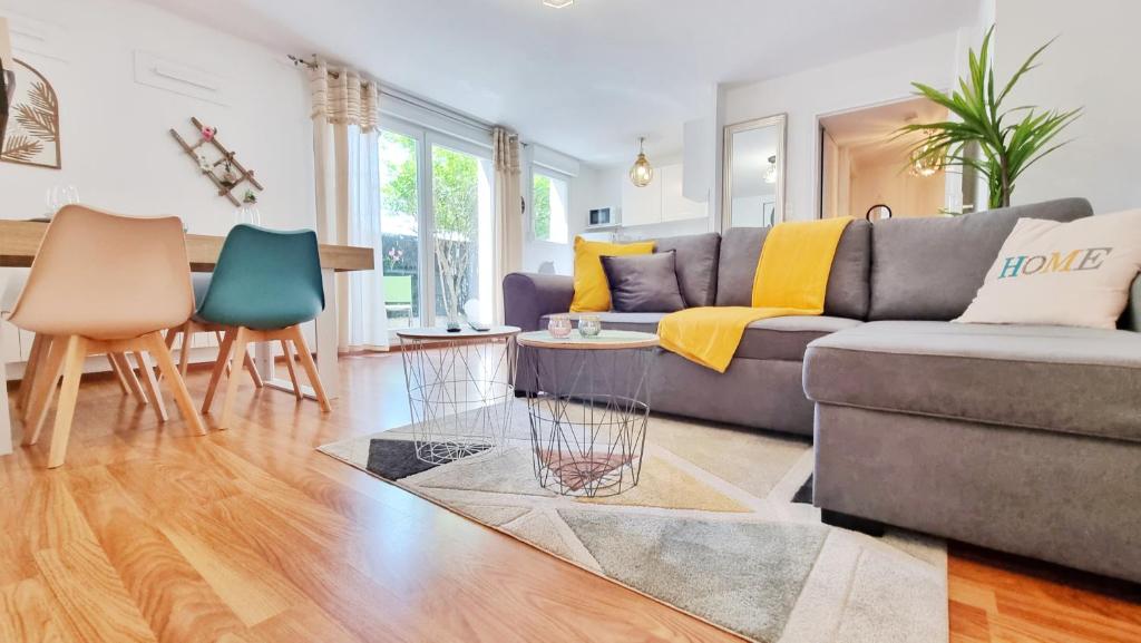 Le Stan - Centre - Parking - Extérieur - Fibre - Relax BNB – photo 24