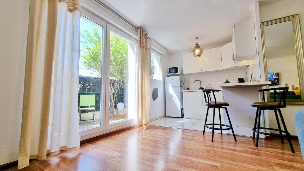 Le Stan - Centre - Parking - Extérieur - Fibre - Relax BNB – photo 44