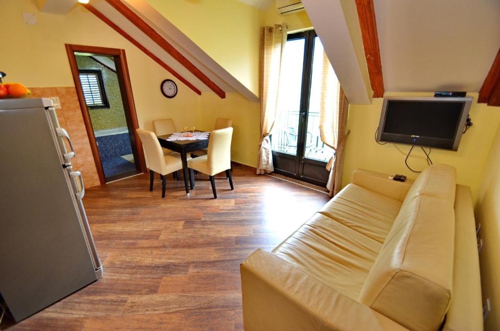 Apartments Ivetić - 3