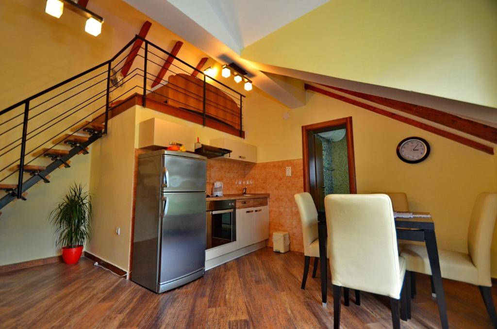 Apartments Ivetić - 4