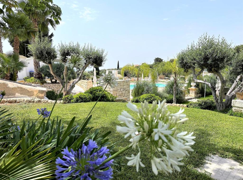 Vườn quanh Tenuta Green House