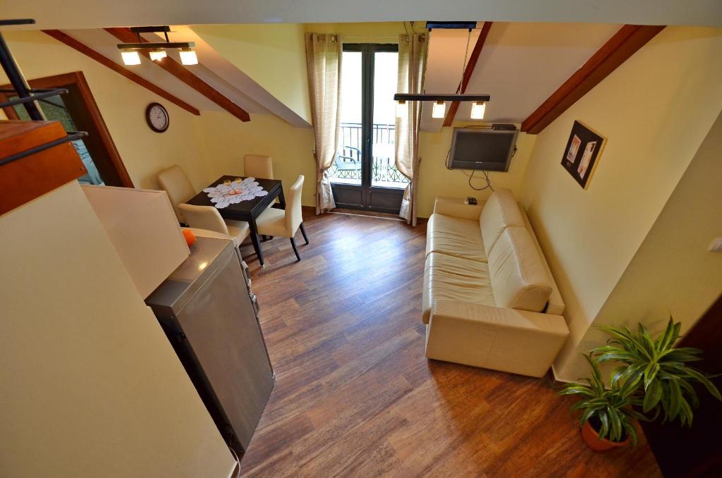 Apartments Ivetić - 10