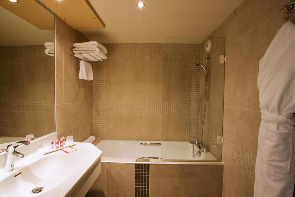 Hôtel Lyon Métropole - 声望双人间 - 温泉和游泳池访问包括