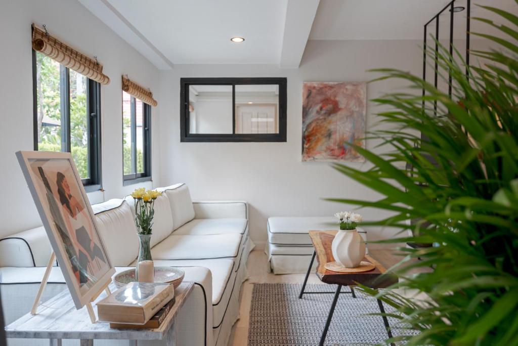 Posezení v ubytování Cozy Apartment - Old City ChiangMai PRIME Location