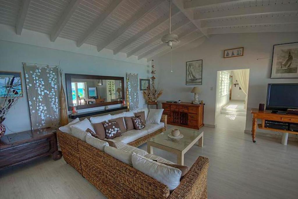 Ocean front villa, pool, private ocean snorkeling photo photo 6