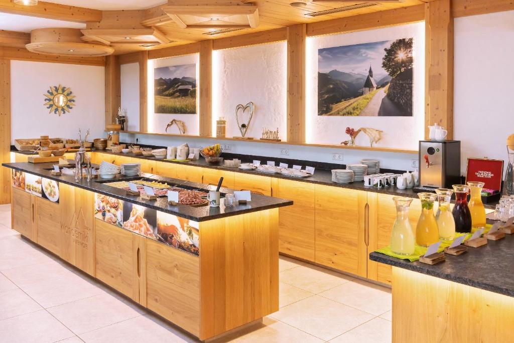 Nápoje v ubytování Alpenhotel Wanderniki