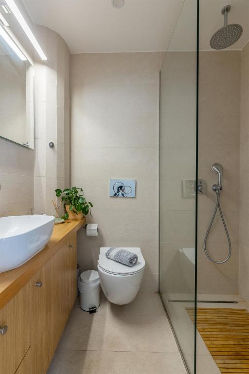 Łazienka w obiekcie Theseus Zen Luxury Suite - Natural Living