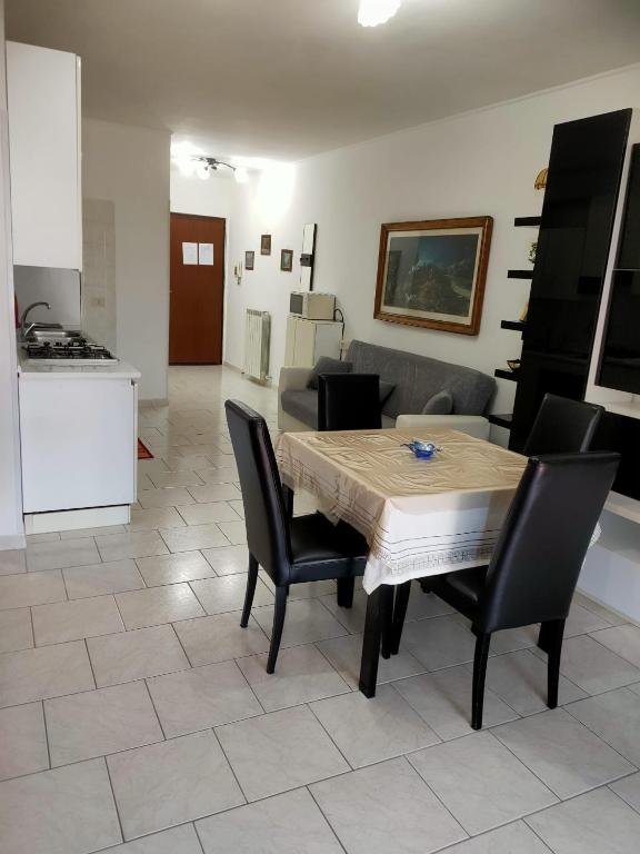 Kuchyň nebo kuchyňský kout v ubytování Nomentum House