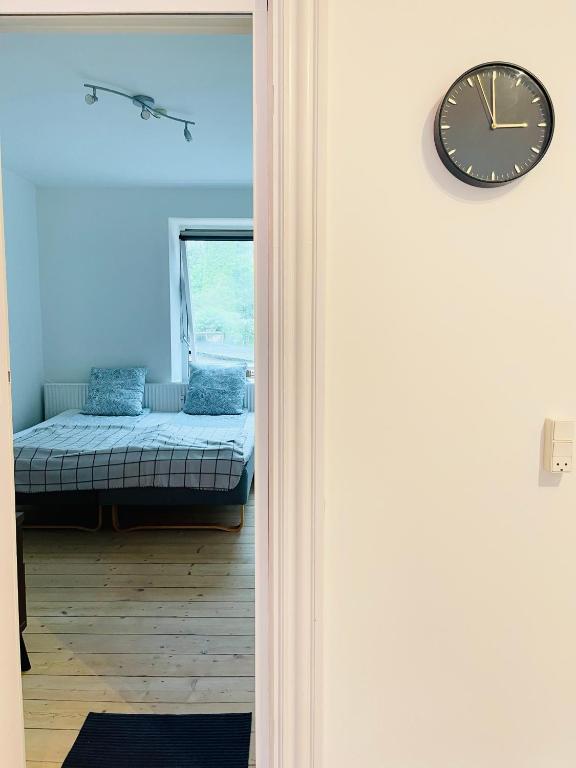 Postel nebo postele na pokoji v ubytování Scandinavian Apartment Hotel -Lunden 2- Central 2 room apartment