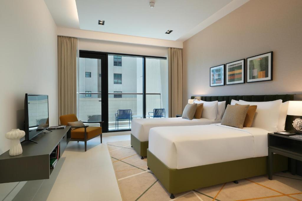 Cheval Maison - The Palm - Resim 36