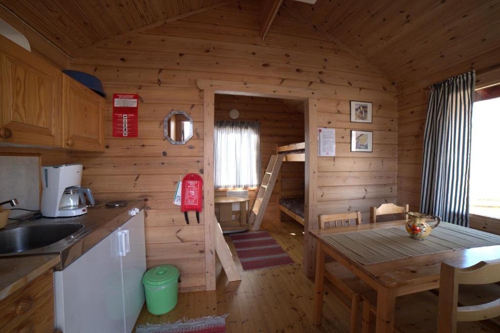 Pukinsaaren Camping - Mobile Home