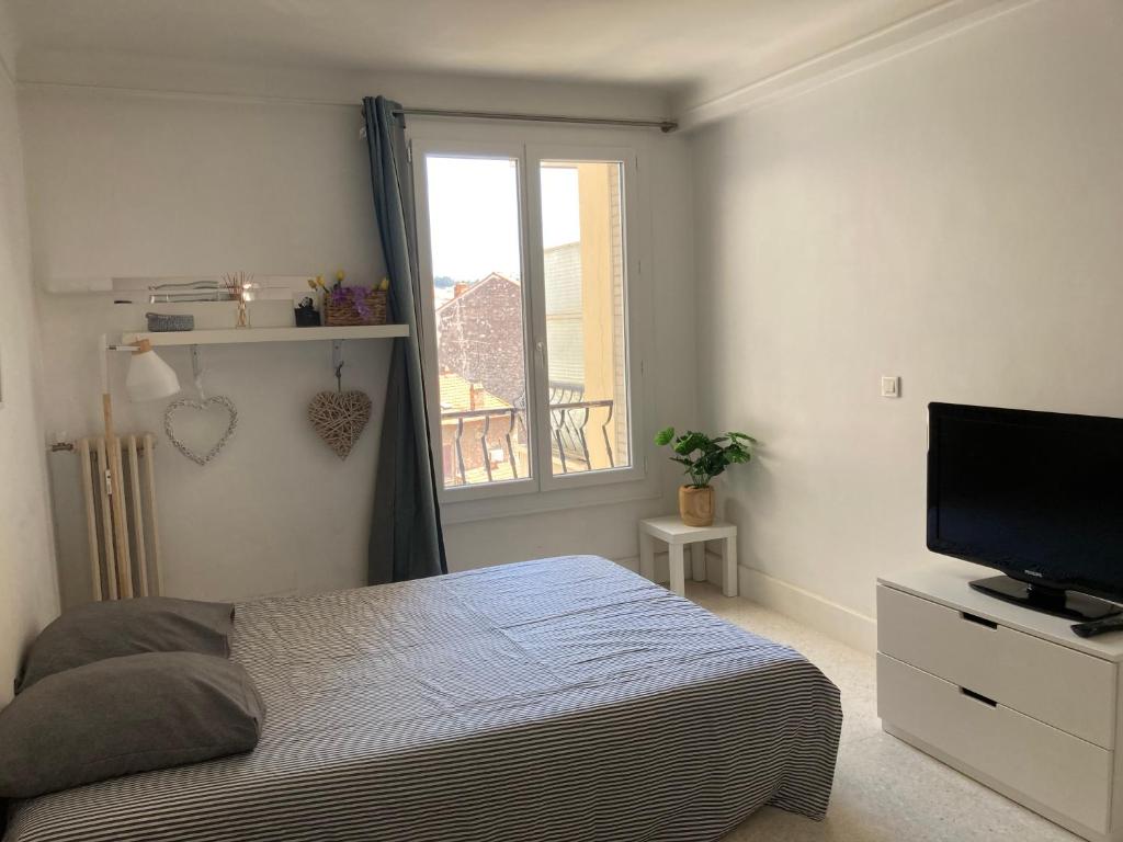 Studio à 10 min de la croisette et de la mer et 5 min de la gare