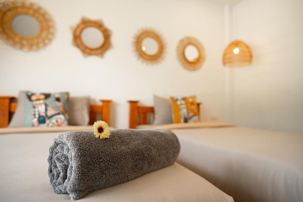 All At Sea Beach Resort - 18