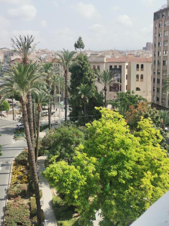 Ático en Plaza de España, Alicante – Updated 2023 Prices
