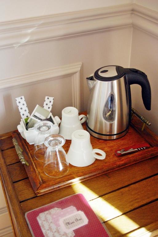 Hotel BlauMar Llafrancにあるコーヒーまたはお茶