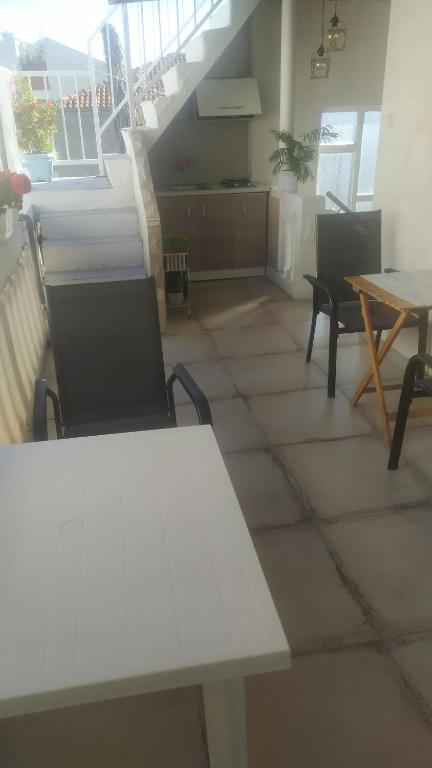Balkón alebo terasa v ubytovaní J&B Pakoštane