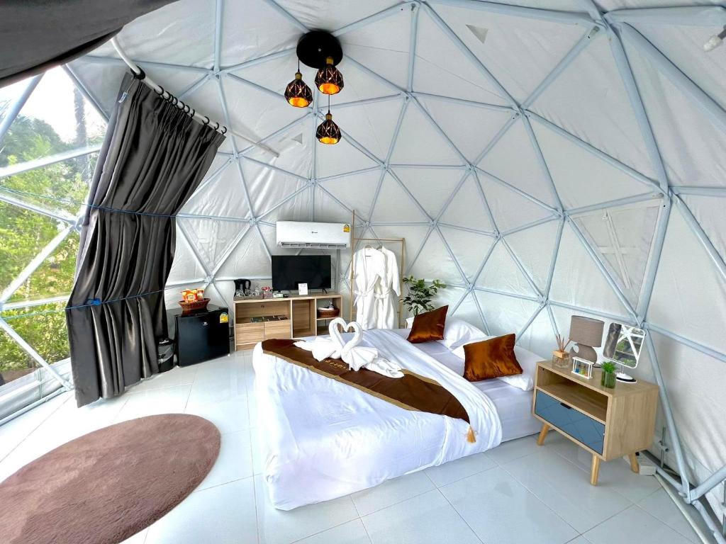 เคียงดาว โฮมสเตย์ แก่งกระจาน - Family Junior Suite