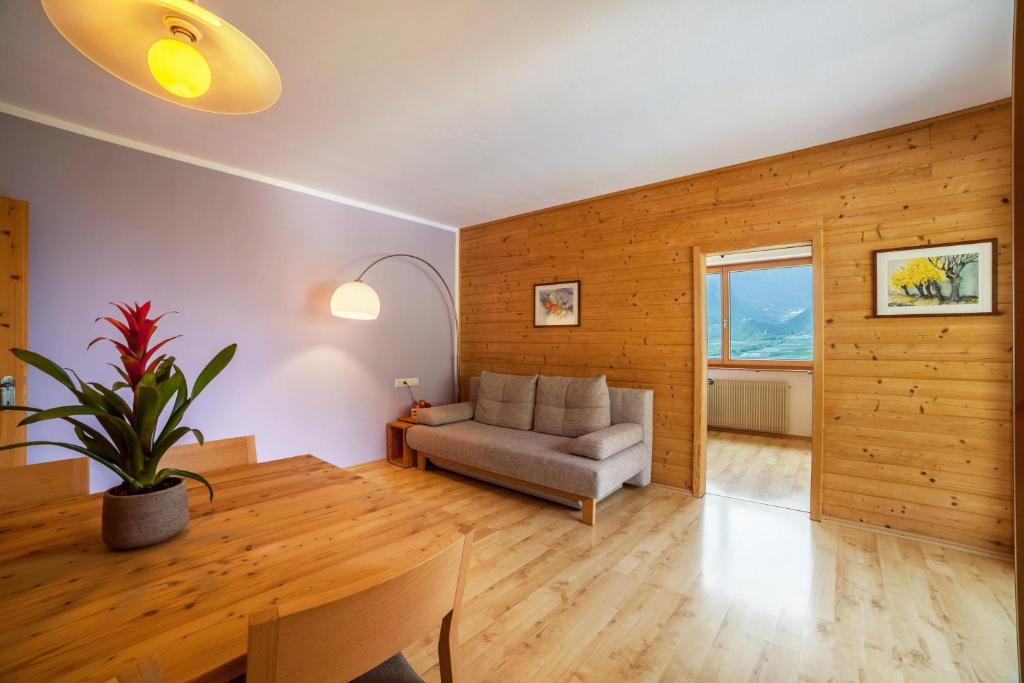 Posezení v ubytování Langstein Wohnung Lavendel