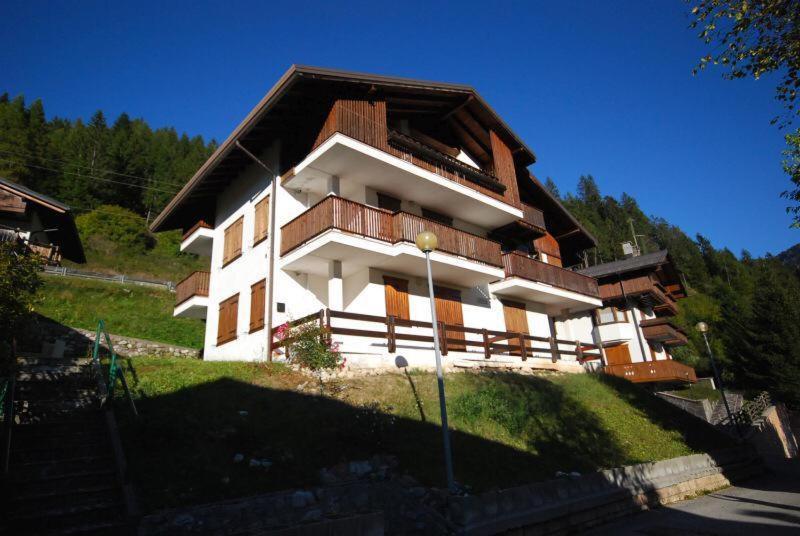 Foto dalla galleria di Appartamento con Vista ad Auronzo di Cadore